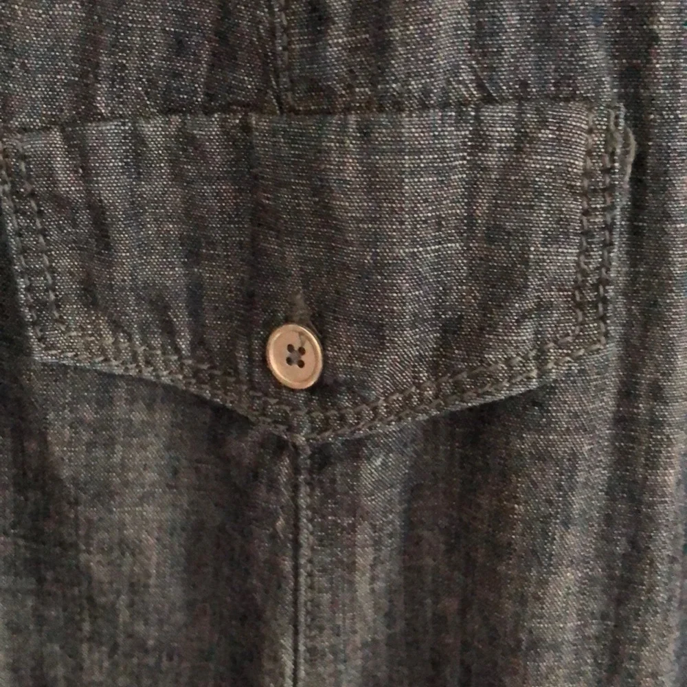 Chico's Denim Blue  Shirt size L/XL - Picture 8 of 9